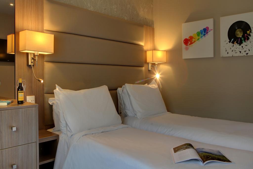 Best Western Pontypool Metro Hotel Exterior foto